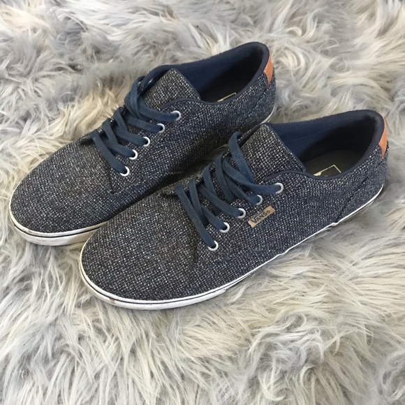 Woman’s size 9 Vans - Picture 2 of 4